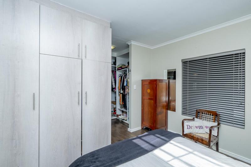 4 Bedroom Property for Sale in Viking Village Western Cape